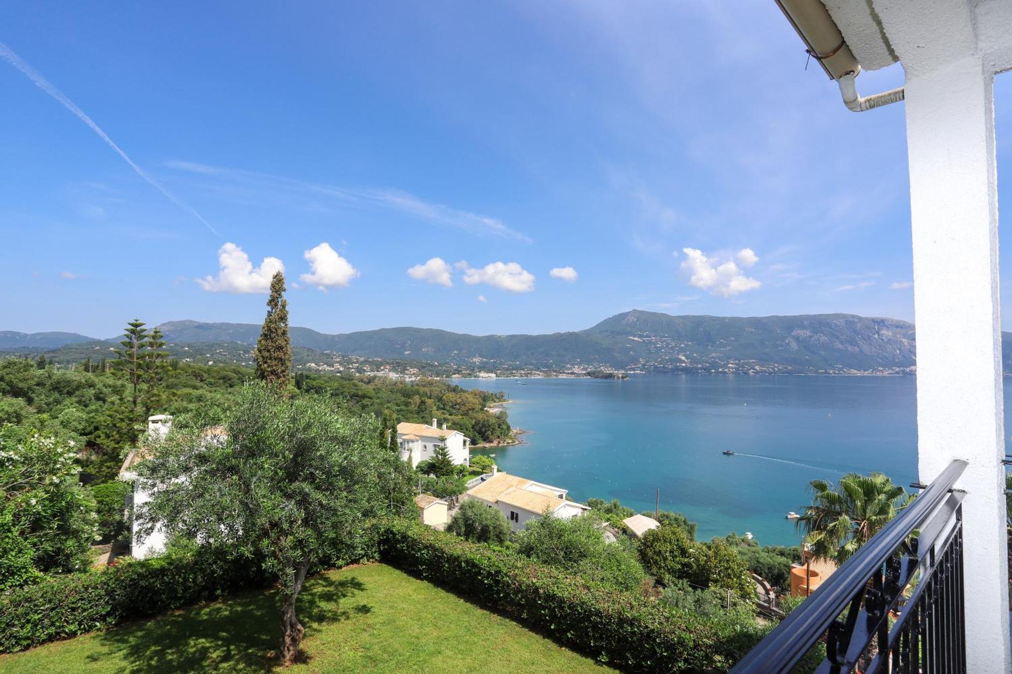 Kommeno Bella Vista Екстериор снимка